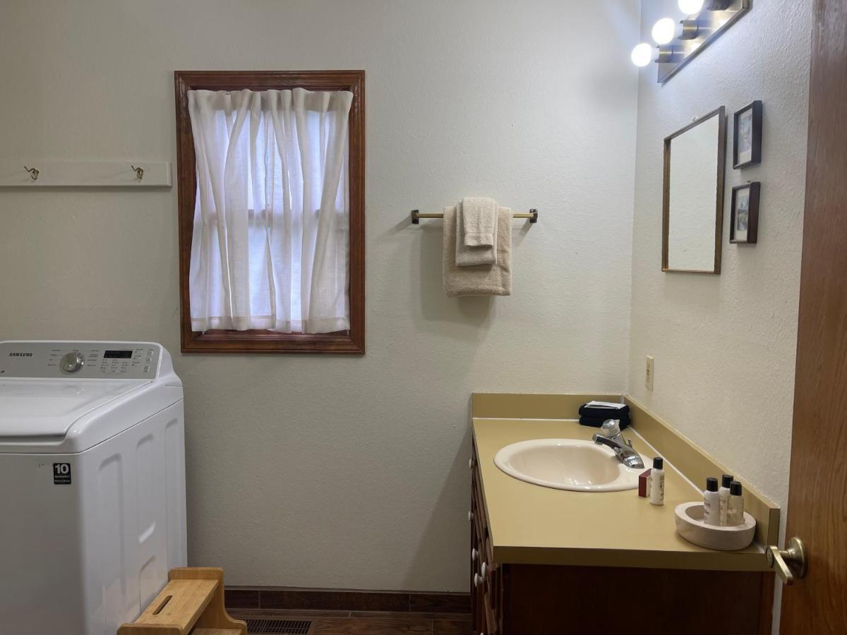Villa Lady Victoria House With High Speed Wifi Red River Esterno foto